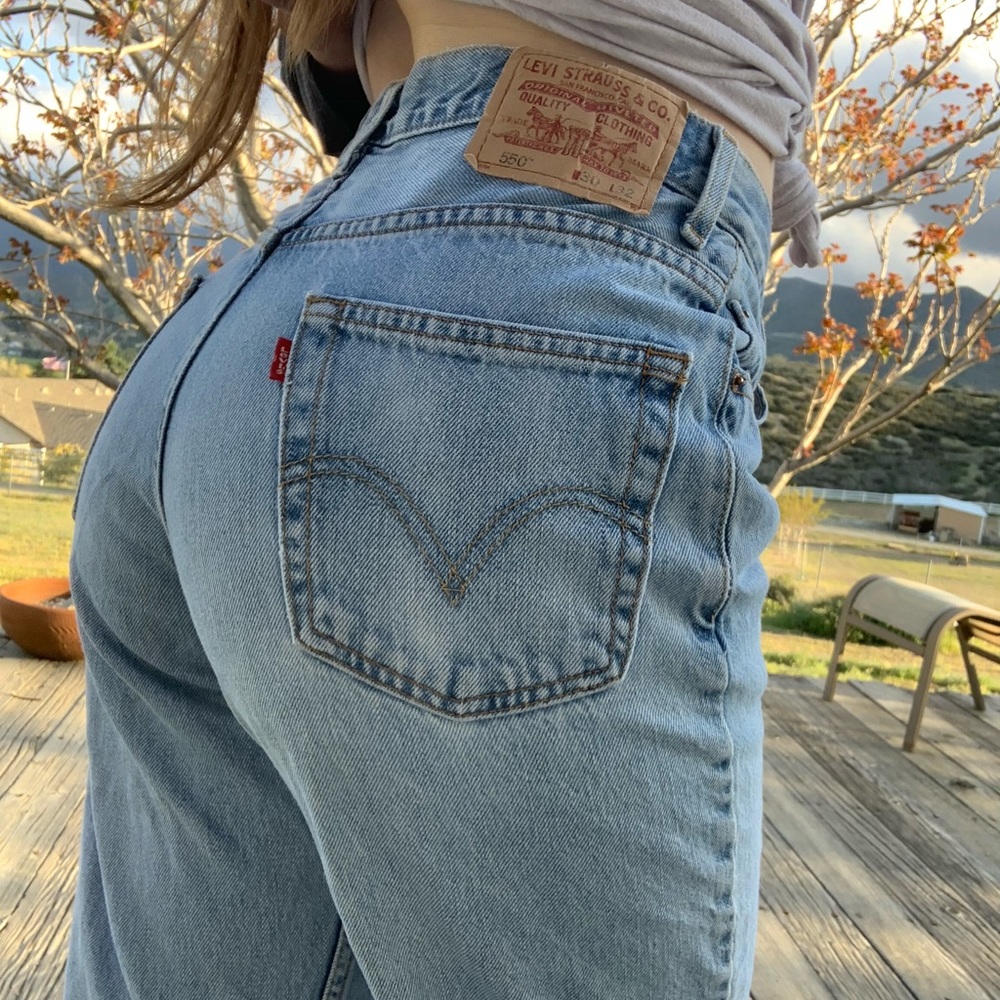 🎱STUNNING 90s VTG 550 LEVI MOM JEANS🎱